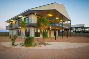 16 Crevalle Way - Fantastic House with Gulf Views, Exmouth